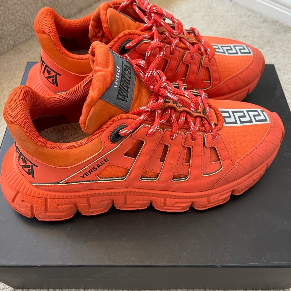 Versace Orange Trigreca Monogram Sneakers size US 9, EU 42 Made in Italy